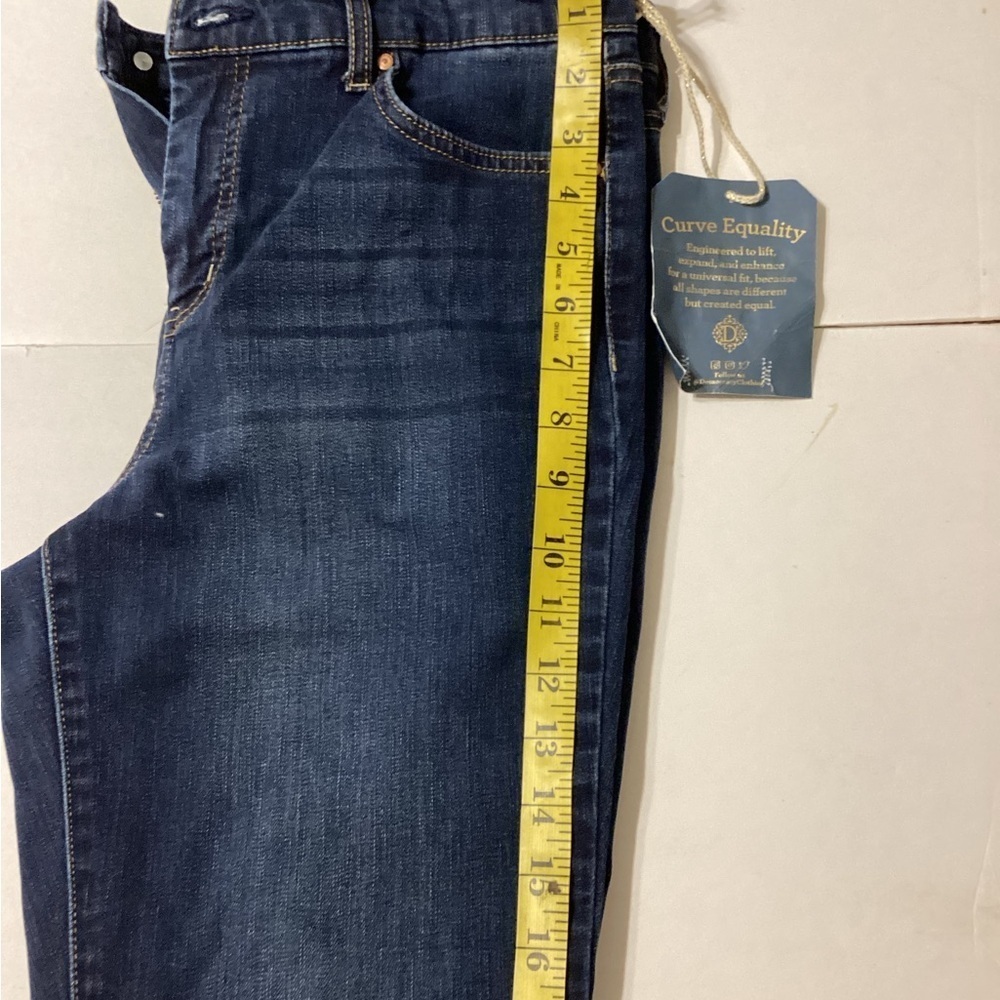 Jessica Simpson Adored High Rise Flare Jeans Size 30X30 - Picture 8 of 11